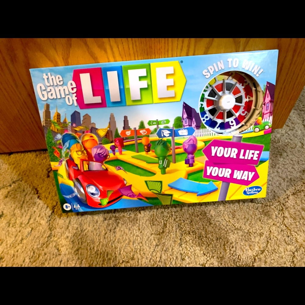 NWT  The game of life family board game
